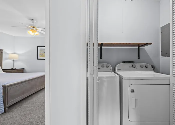 Edgewater West 95 *